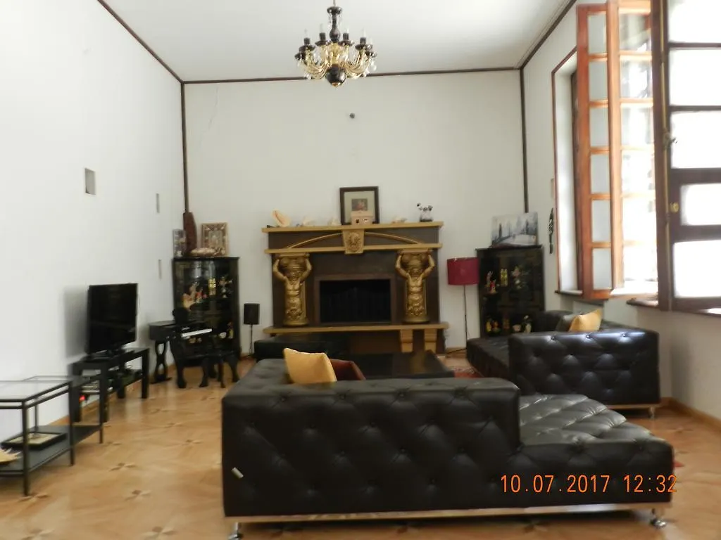 Room 404 Guest House Tbilisi Gruzja